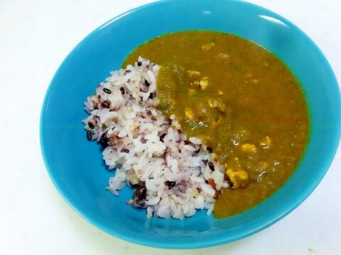 ルーを使って♪家庭版ほうれん草カレー＋＋